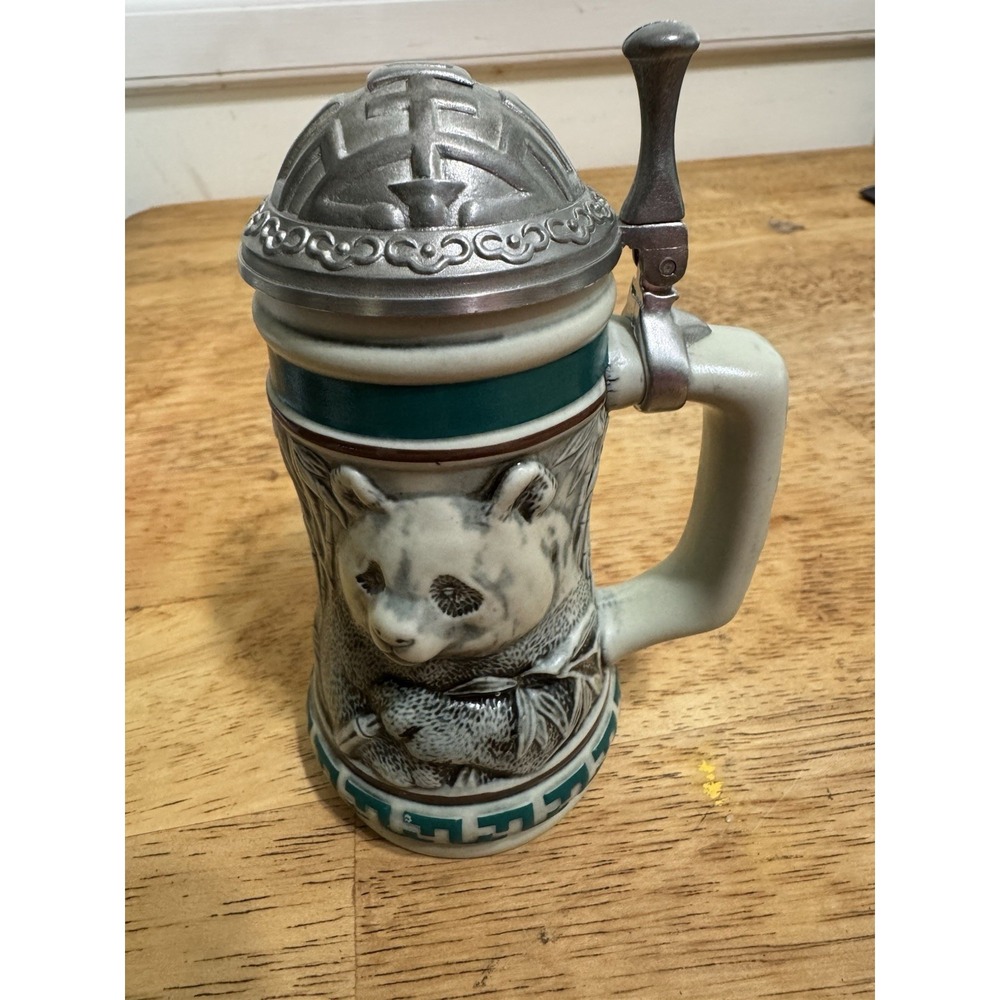 1991 Endangered Species Giant Panda Mini Stein Pewter Lid – 102420